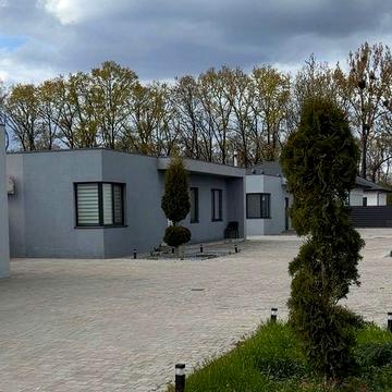 Продаж окремого будинку з ремонтом в Боратині