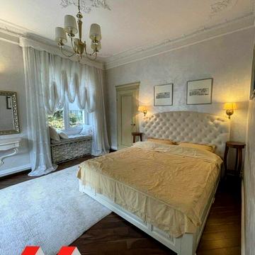 Інститутська вул., 15/5