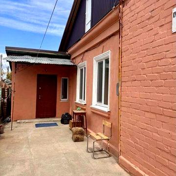 Здається будинок на Ленселищі