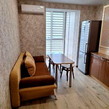 ЖК Дніпровська Брама 2 Сдам 1кім квартиру 18000