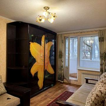 Сдам 1 квартиру метро Салтовская , ул .Нескореных 49