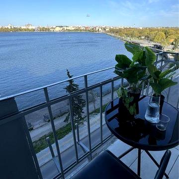 Оренда однокімнатної квартири з видом на озеро. Вул. Мазепи 2