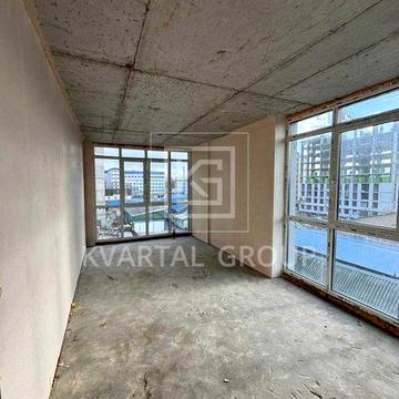 Продаж просторої квартири в центрі міста. Без комісії.