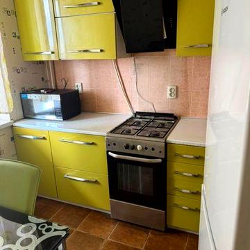 Сдам однушку на Дюковской