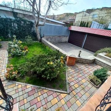 Сдам Дом-дачу на Берегу моря,  море 1 минута пешком.