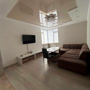 Здається в оренду стильна 2-кімнатна квартира-студія у новобудові по вул. Лукаша, 4а