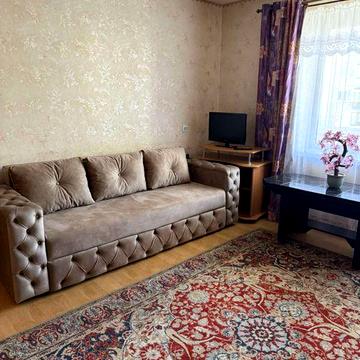 Здам на довго тривалий термін  в оренду квартиру, одно кімнатну .