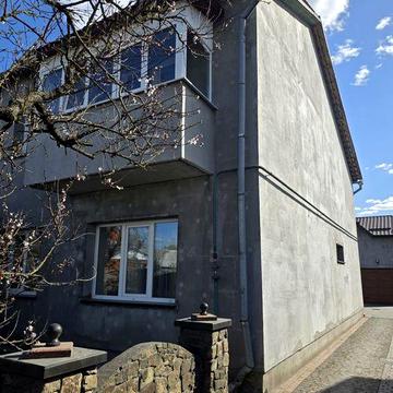 Продається затишний 2-поверховий будинок 160 м2