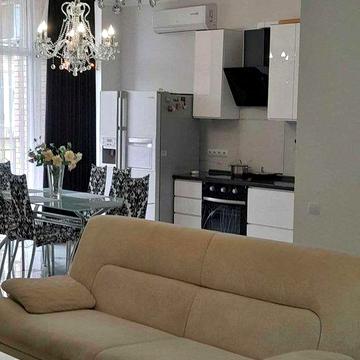 Аренда квартиры в Аркадии Стиконовский дом большая евродвушка