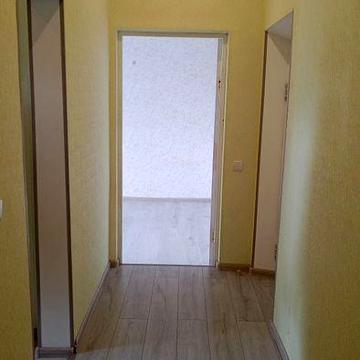 Продається 2х кімнатна квартира у самому центрі міста Фастів.