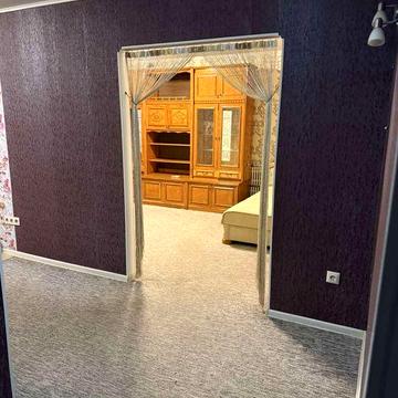 Срочно сдам однокомнатную квартиру.  Металлургов! Корабельний!