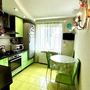 Продам 2 комнатную квартиру на Солнечном.