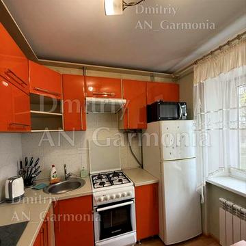 2-к Зыгина, ТРЦ Киев