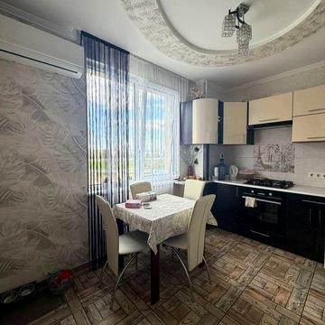 Продам двух комн.(евродвушка) Бочарова/Атриум