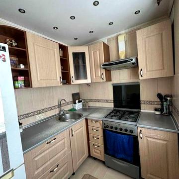 Продам 3 кім.кв. на Янгеля