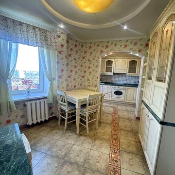 Продаж без комісії Троєщина, Бальзака 6 , всі програми!