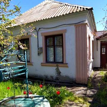 Продаю Дом 4ком. Космос- Листопадова
