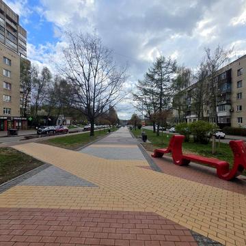 Продам 1 кімнатну квартиру,  проспект Космонавтів.