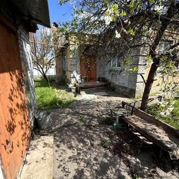 Продаж окремого будинку