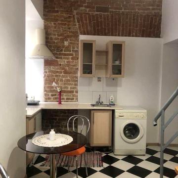 Довгострокова оренда однокімнатноі квартири від ВЛАСНИКА ( ближній центр)