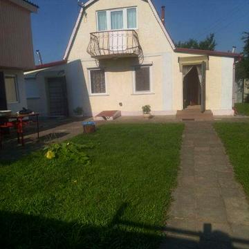 Здається дачний маєток