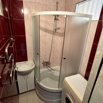Продам 2-х кімнатну квартиру