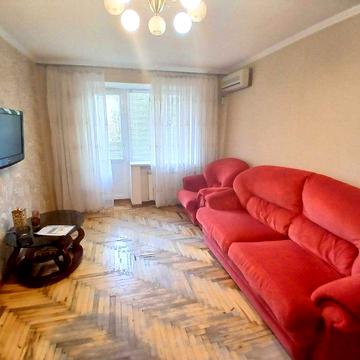 Сдам 2-к квартиру в центре на Победе (Олимпия)