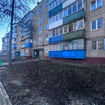 Продам 2 комнатную квартиру 28000