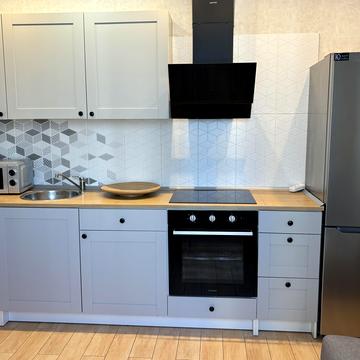 Драгоманова вул., 10