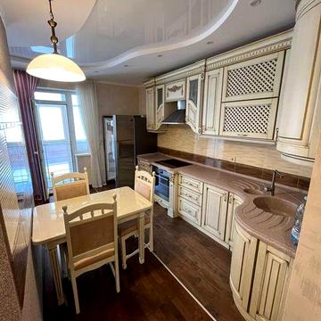 Класна квартира на 5 школі.