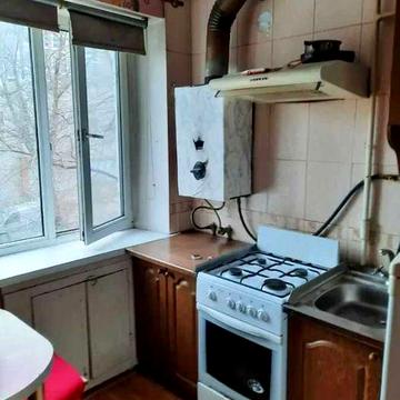 1 кім в ЦЕГЛІ середній поверх ЖИТЛОВИЙ стан район ОЗЕРКА (714406)