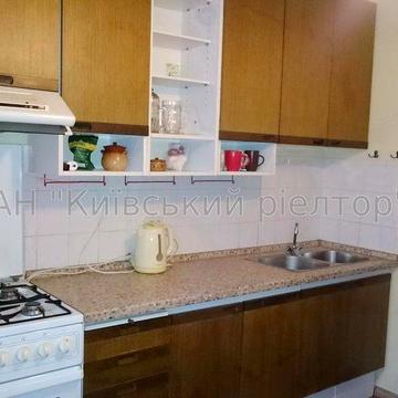 Оренда 3 кімнатної квартири. вул.Кадетський Гай 11.