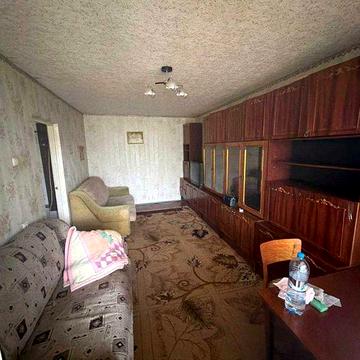 Продам 2к квартиру 55м² Клочко, вул. Холодильна 79, з меблями 3 поверх