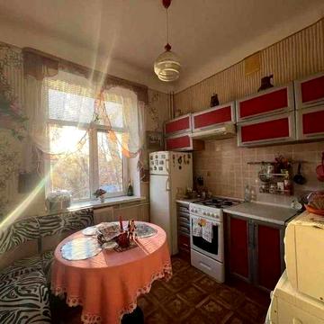 Продаж 3 кімнатної квартири 2/3 пов Центр Ляльковий театр №11123