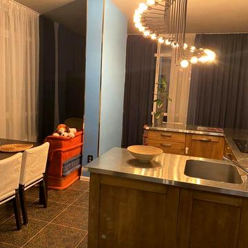 Сучасна видова квартира  в оренду , центр Вишневого