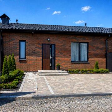 Здається Шикарний 2 кімнатний Таунхаус на Перемичці , перша здача.