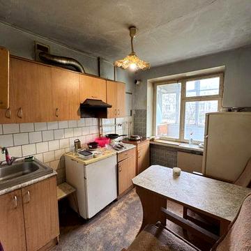 Продаж 2-кімнатної квартири в Трускавці, вул. Стебницька
