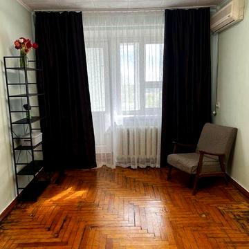 Аренда 1 к кв в центре ул. Победы с мебелью и техникой