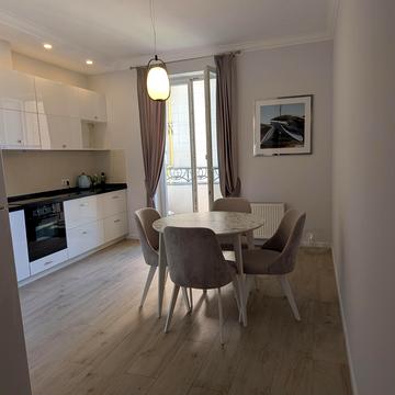 Леонтовича вул. (Бєлінського), 16