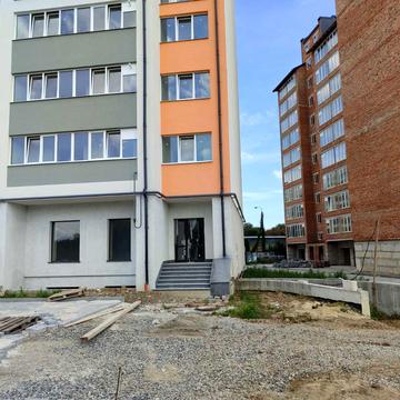 Петра Маланюка вул., (Будинок 2)