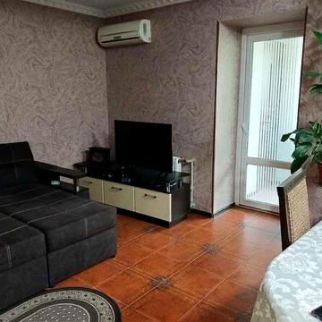 В центре Чугуева продам квартиру