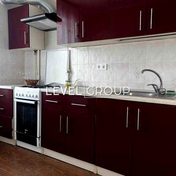 ГАЗ Оренда 3к квартири 63м² Вахтанга Кікабідзе 17, опалення без світла, Святошинський район