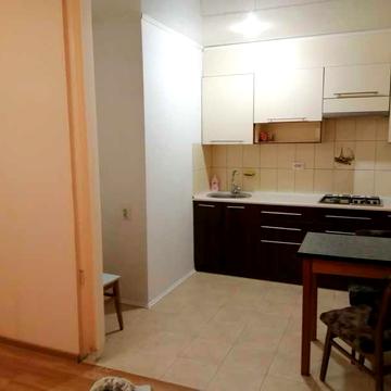 1-комн. квартира, р-н 27 школи, спокіний центр міста, 1/5