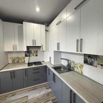 Без комісії. Від власника 2 кімнатна Вишгород Центр Опалення газове, сонячні панелі на будинок, генератор