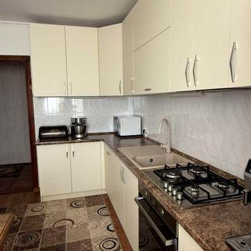 Продаж 4 кімнатної квартири р-н 33