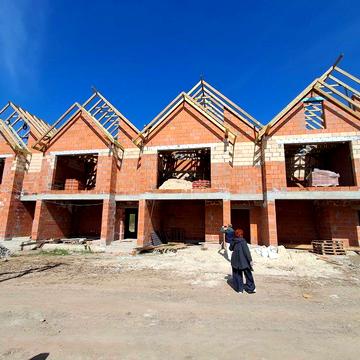 Терміна продаж Таунхаусів в Опришівцях_IZH