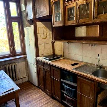 Продам 2 к кв район Одесской.