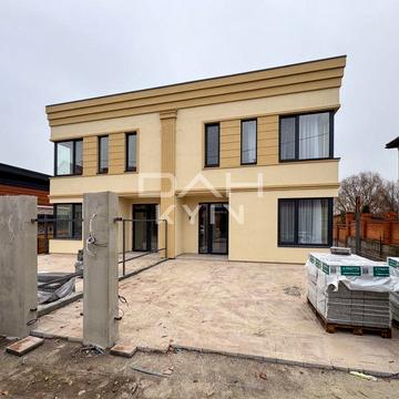 Дуплекс 125 м², 2.5 сотки біля ЖК Рідний 2, та Озерний гай | поруч озеро, є газ, від забудовника