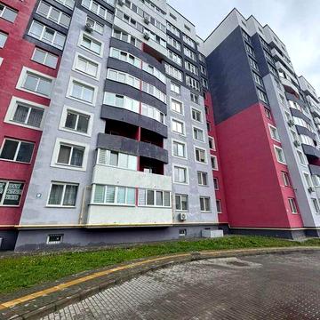 Продаж  3 кім. квартири в зданій новобудові. Є свідоцтво.