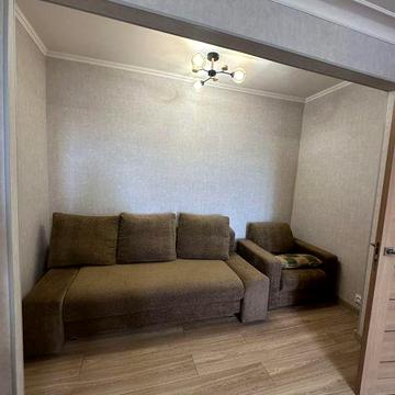 Продам 1-но ком квартиру Л. Гора